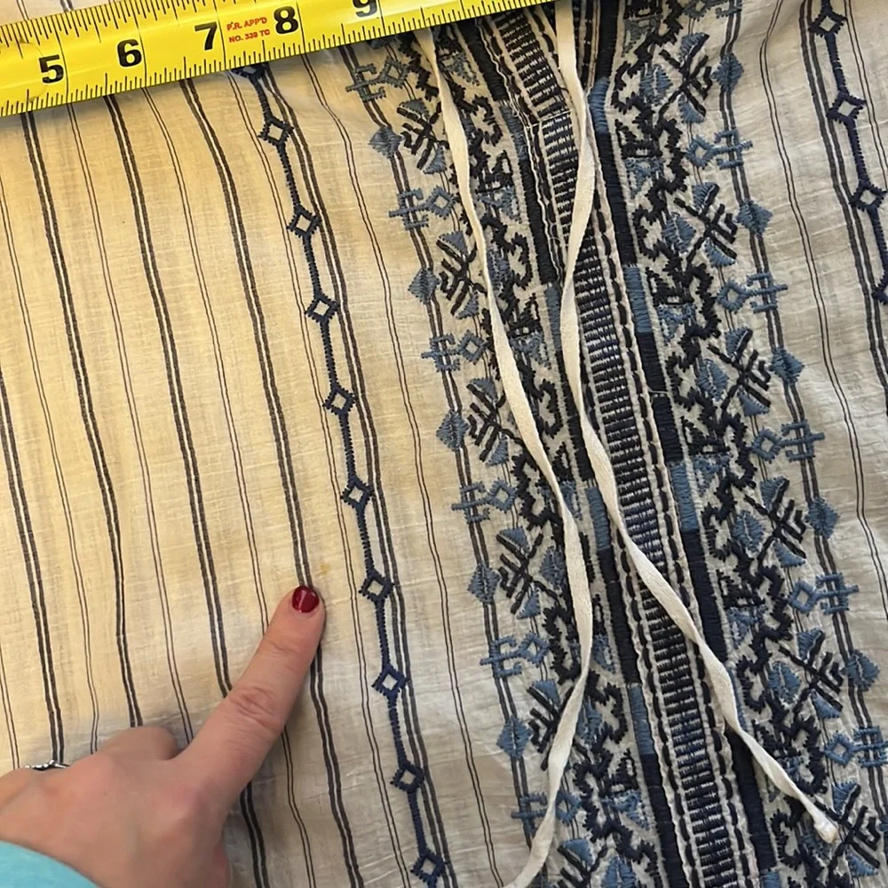 Johnny Was embroidered top size small. - Picture 7 of 11